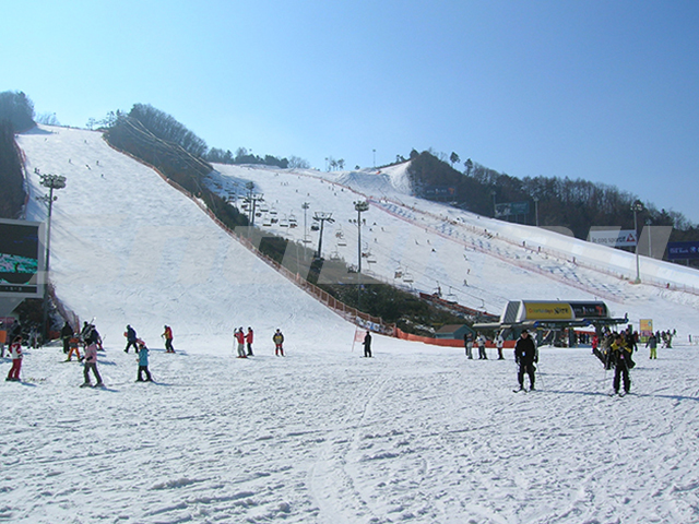 人工滑雪场系统
