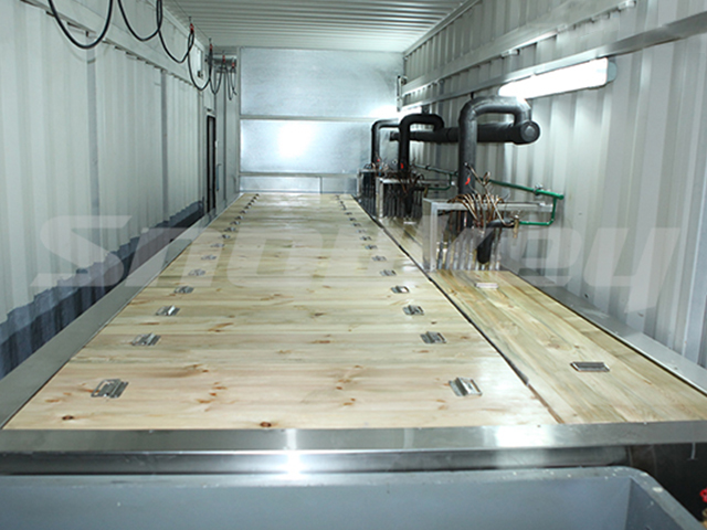 集装箱式块冰机 (7.5吨/天)